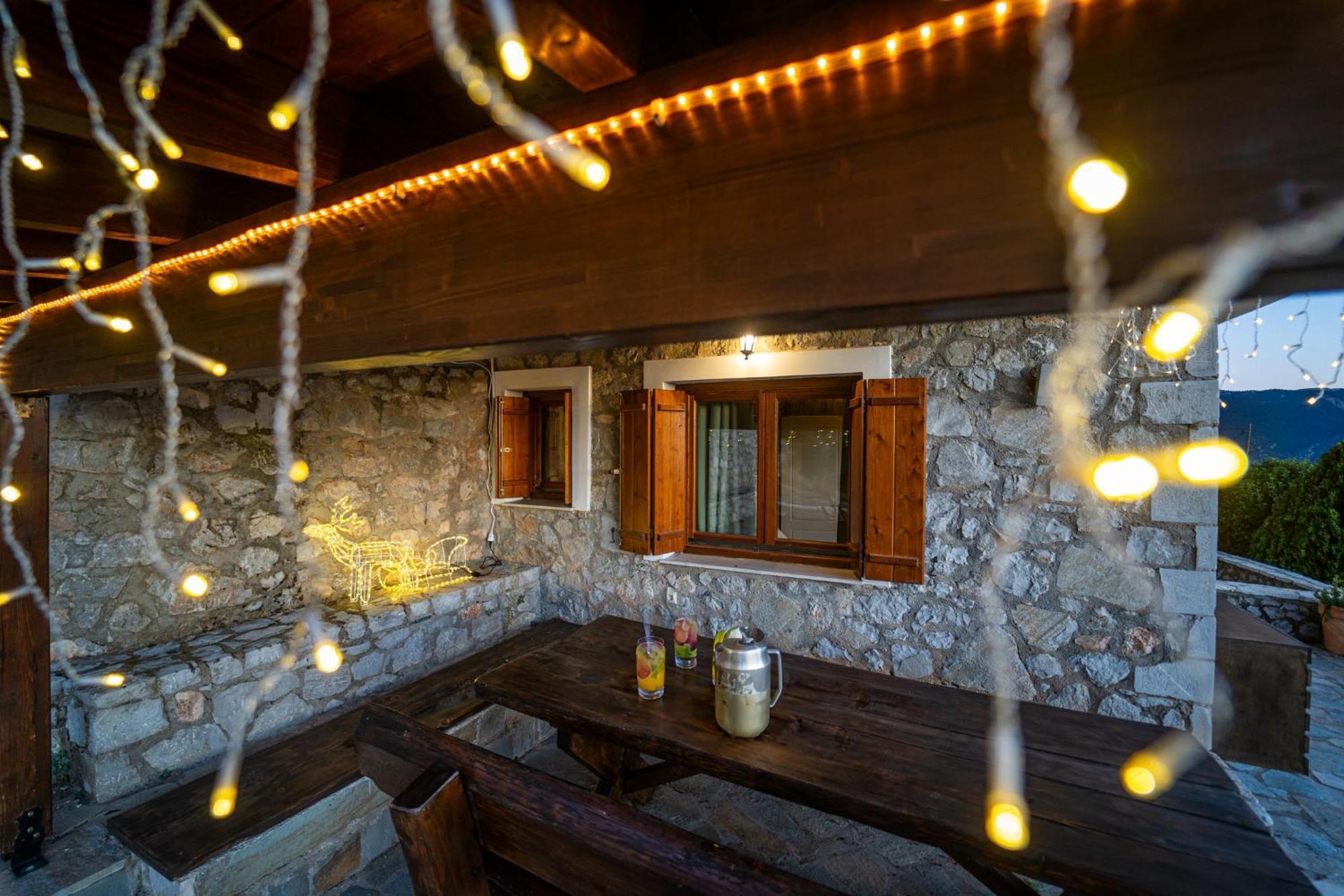 Rock Dandy Deluxe Chalet In Arachova - Delphi, Sauna, Prv Parking, Amazing View Zewnętrze zdjęcie