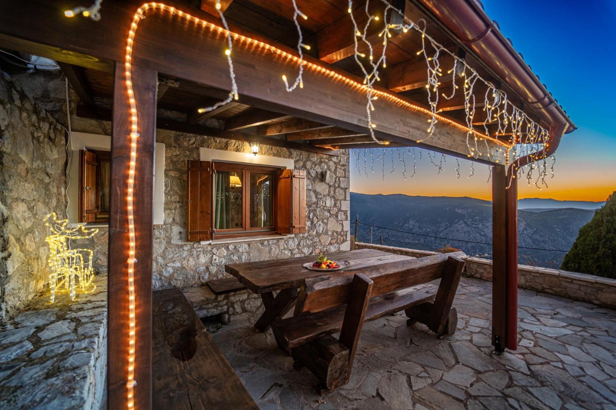 Rock Dandy Deluxe Chalet In Arachova - Delphi, Sauna, Prv Parking, Amazing View Zewnętrze zdjęcie