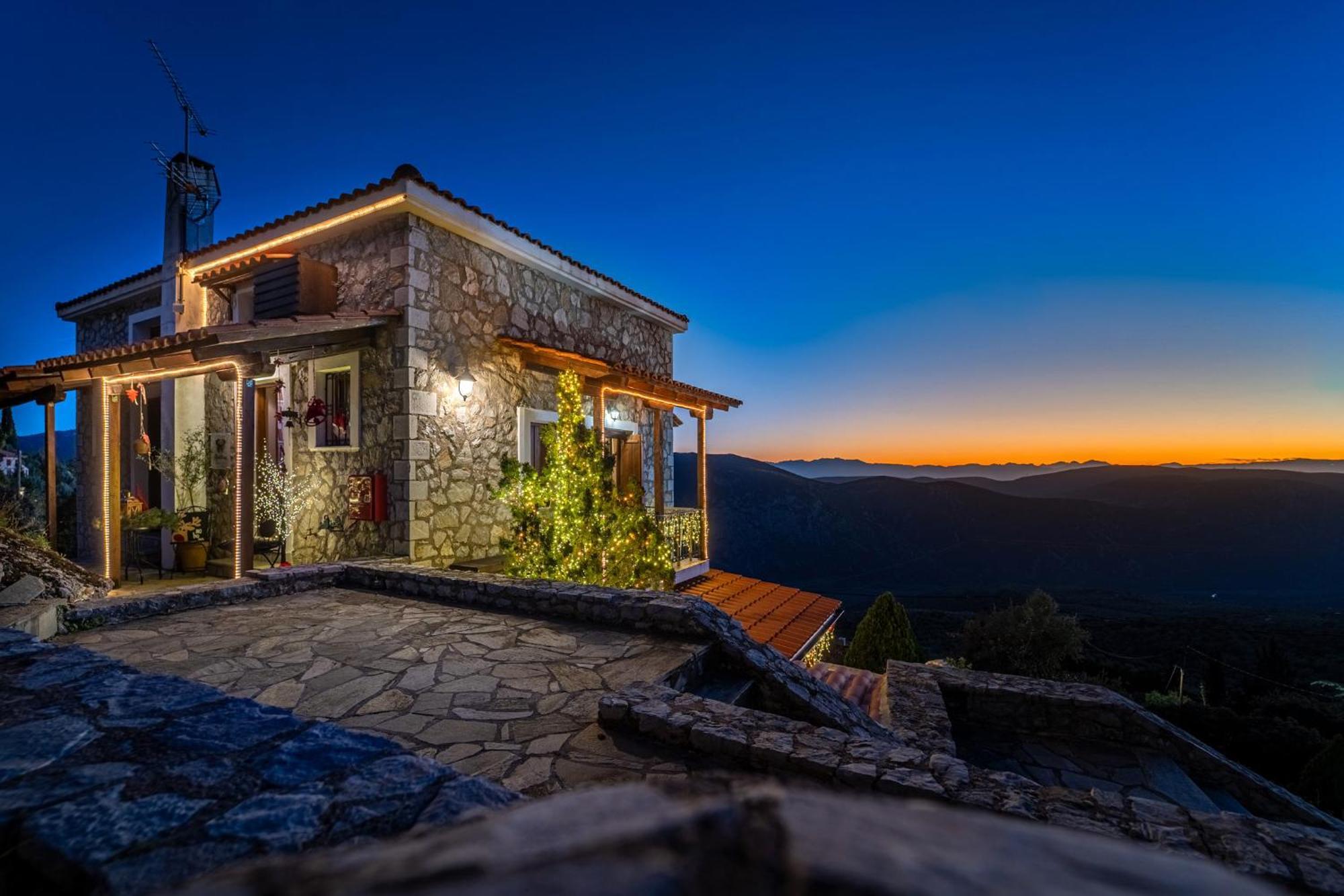Rock Dandy Deluxe Chalet In Arachova - Delphi, Sauna, Prv Parking, Amazing View Zewnętrze zdjęcie