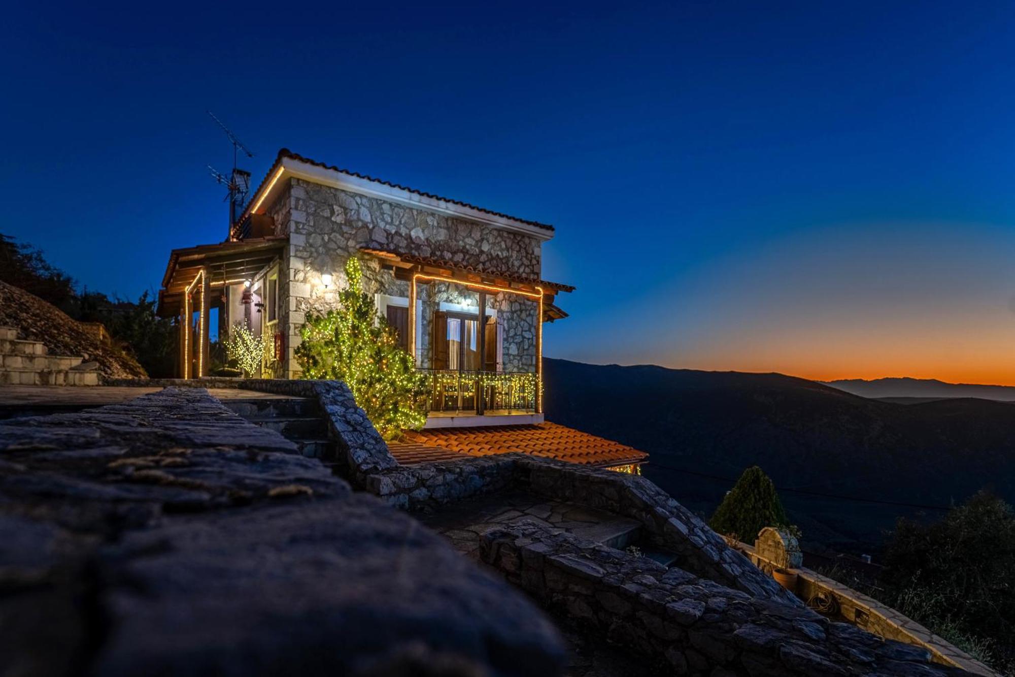 Rock Dandy Deluxe Chalet In Arachova - Delphi, Sauna, Prv Parking, Amazing View Zewnętrze zdjęcie